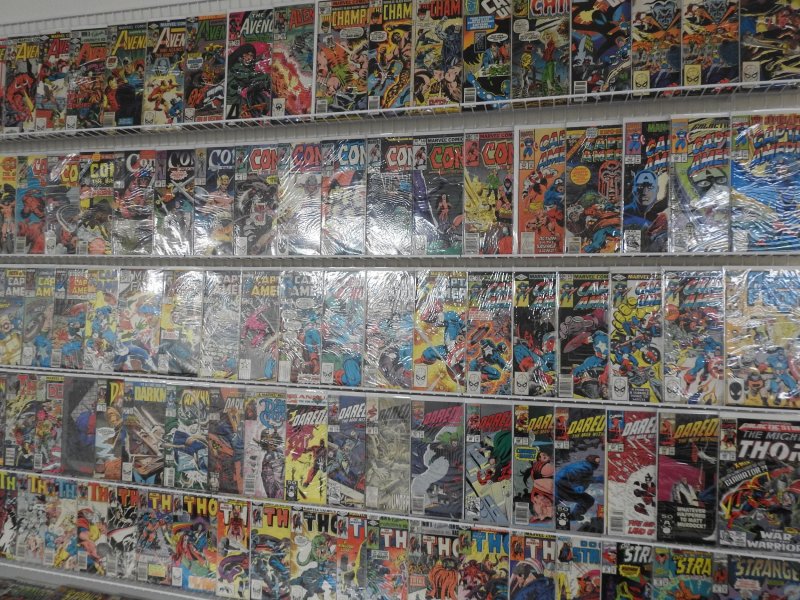 Huge Lot 130+ Comics W/ Captain America, Avengers, Thor, +More! Avg FN Cond!