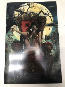 Vampirella (2021) # 25 Variant (NM) Dynamite Entertainment • Rare • Priest