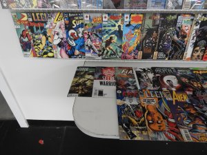 Huge Lot 140+ Comics W/ Spider-Man, Captain America, Catwoman, +More! Avg VF- !