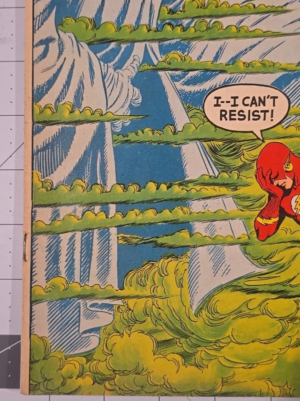 The Flash #176 Death Stalks The Flash!—DC Comics—Feb-1968—Silver Age —Comic Book
