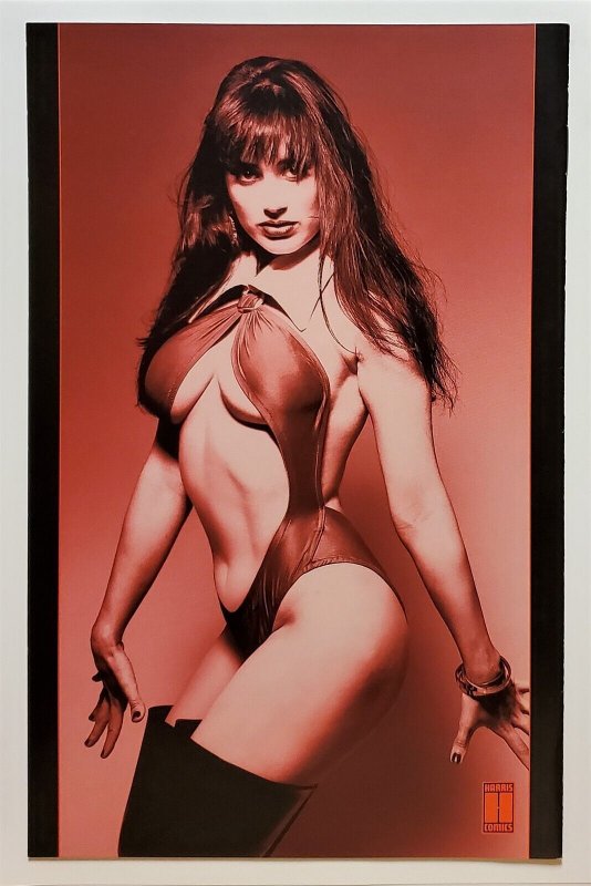 Vampirella Strikes #1 (Oct 1995, Harris Comics) VF+  