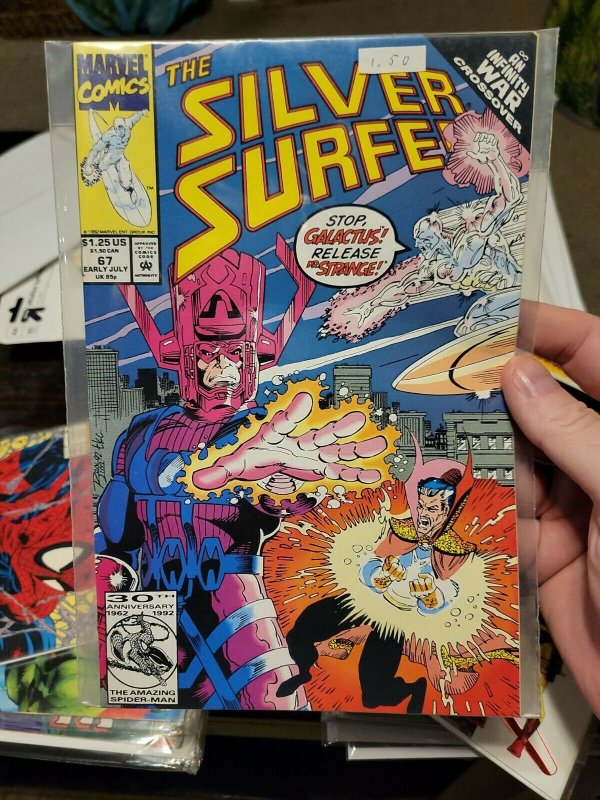 Silver Surfer 67 Infinity War CROSSOVER MARVEL COMICS * 1992 