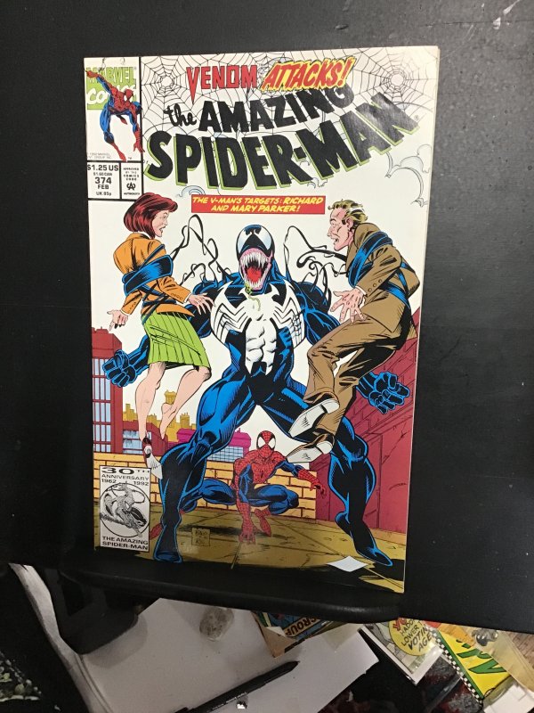 The Amazing Spider-Man #374 (1993) high-grade venom cover key! NM- Wow