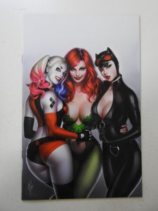 Harley Quinn 25th Anniversary Special Mega Gaming and Comics Virgin Variant NM !