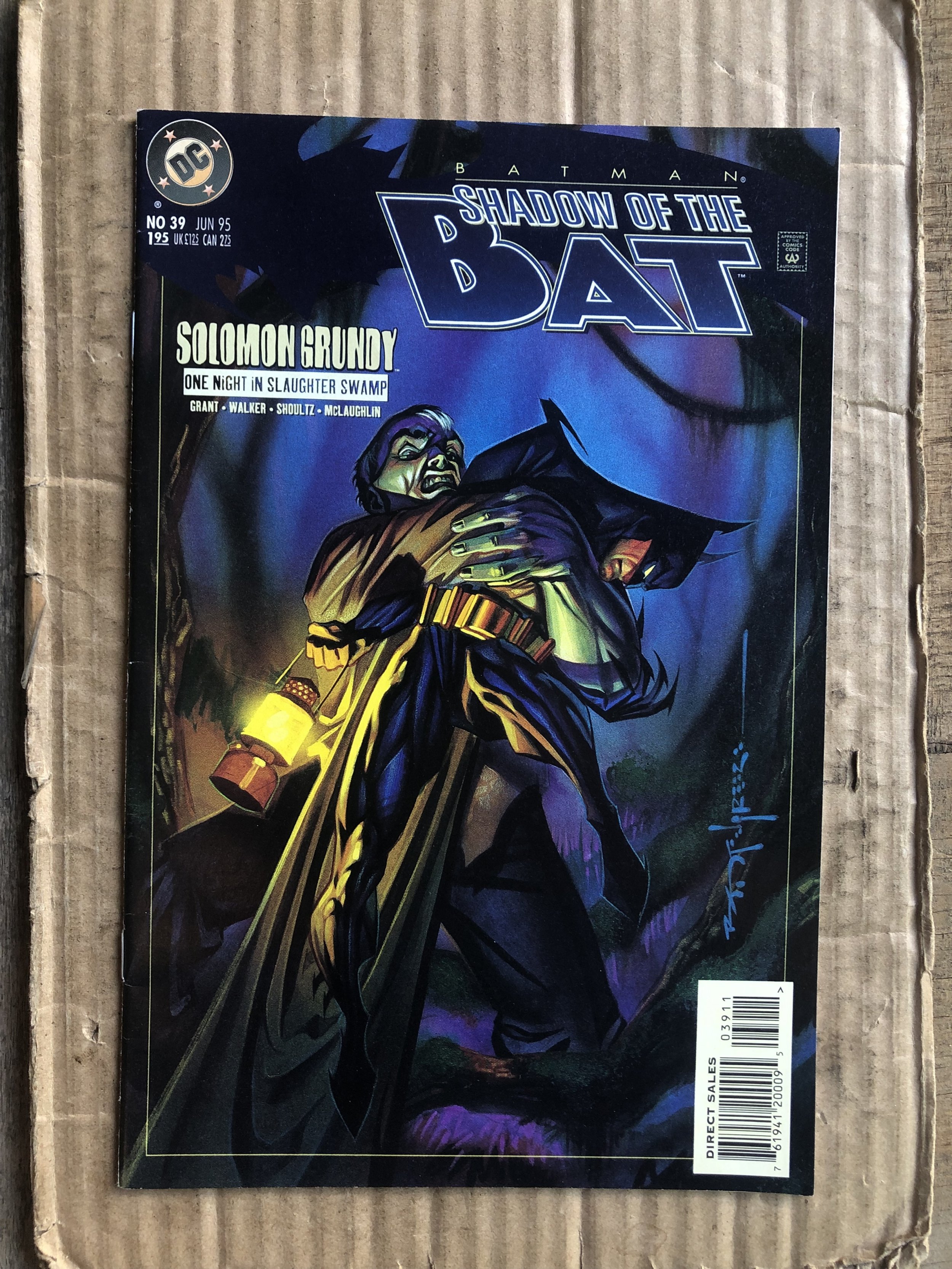 Batman: Shadow of the Bat #39 (1995) | Comic Books - Modern Age, DC Comics  / HipComic