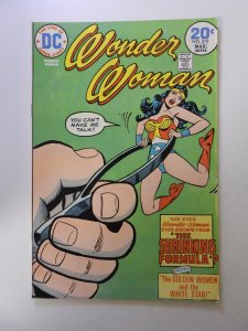 Wonder Woman #210 (1974) VF- condition