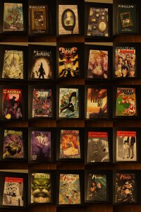 Lot of 25 Comics (See Description) Hollow, Made In Korea, Mamo, Inkblot, Helm...