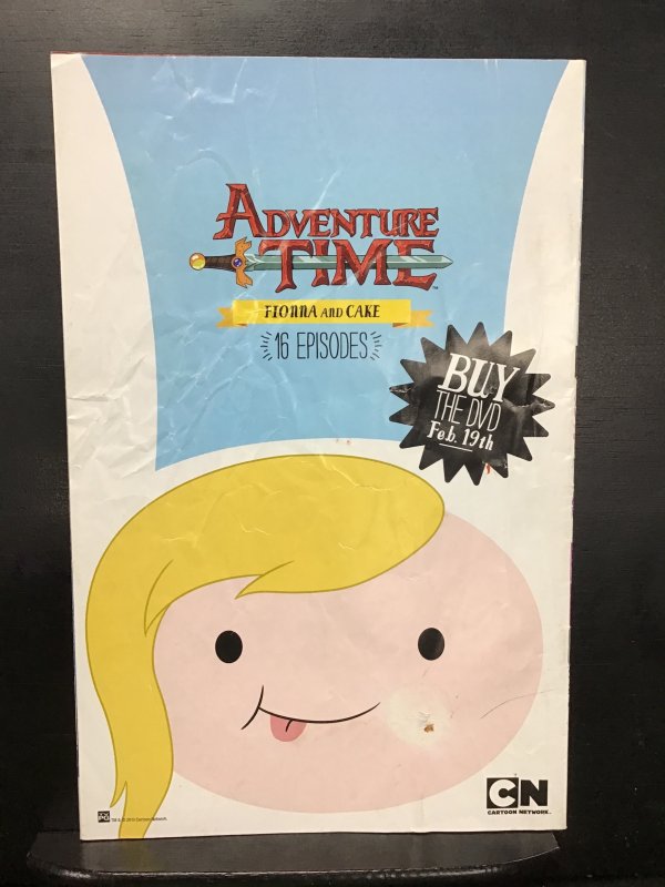 Superman Family Adventures #10 (2013)f