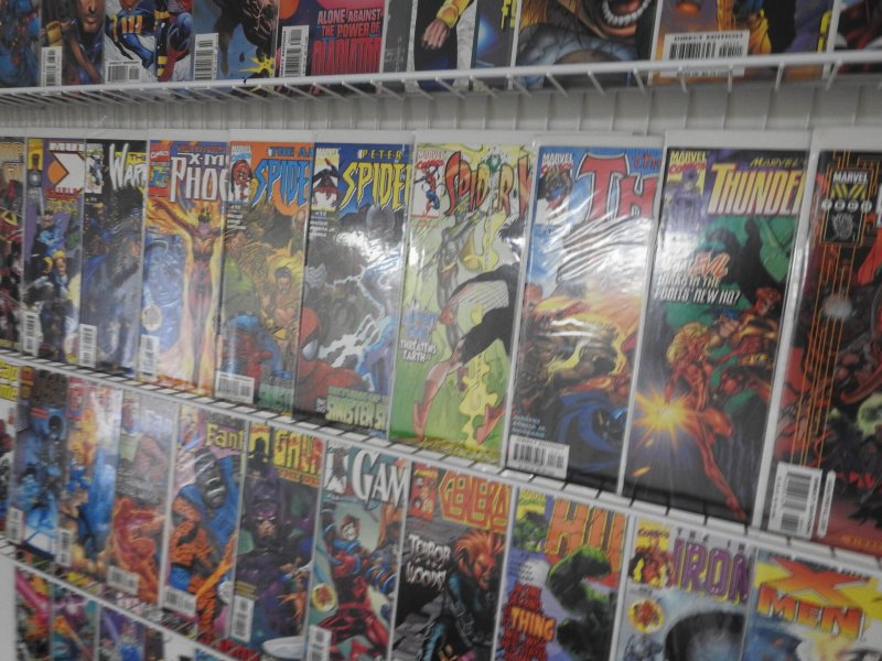 Huge Lot 120+ Comics W/ Avengers, Spider-Man, X-Men, Hulk+ Avg VF+ Condition!