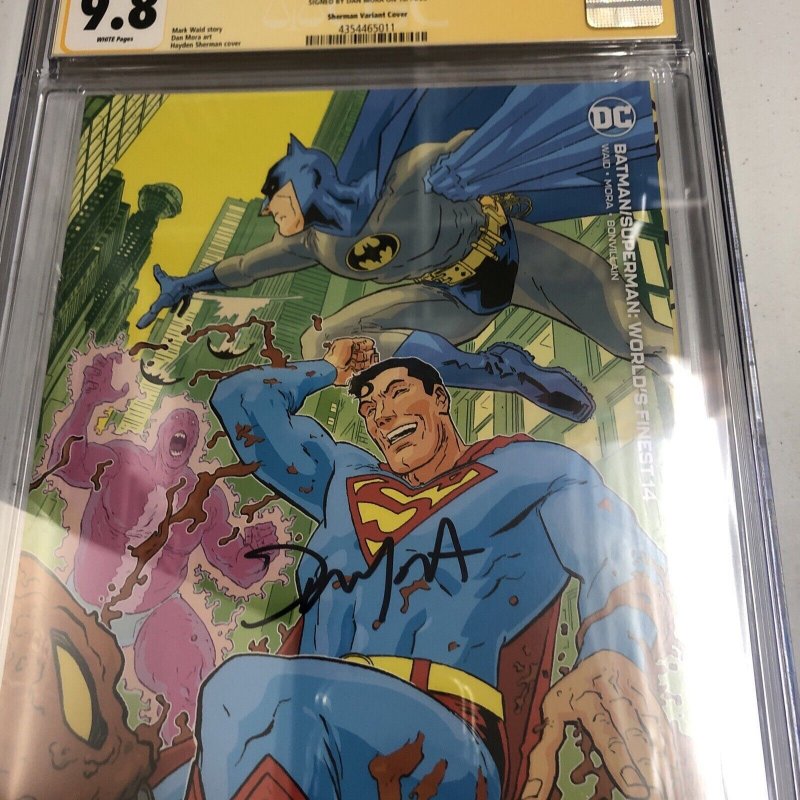 Batman/Superman:World's Finest (2023)#14 (CGC 9.8) Signed Dan Mora*Variant Cover