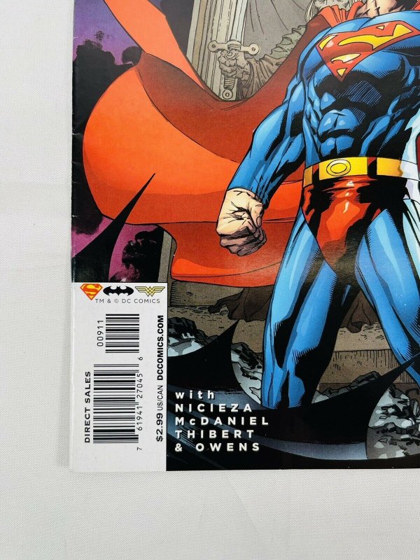 DC Comics Trinity Superman Batman Wonder Women #9 July 30, 2008 NM