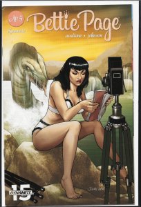 Bettie Page #5 Cover D (2019) Bettie Page