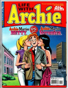 Life with Archie #11 - Archie Marries Betty vs Veronica - 2011 - VF/NM 