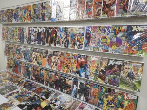 Huge Lot 140+ Comics W/ X-Men, Avengers, Batman, +More AVG VF-
