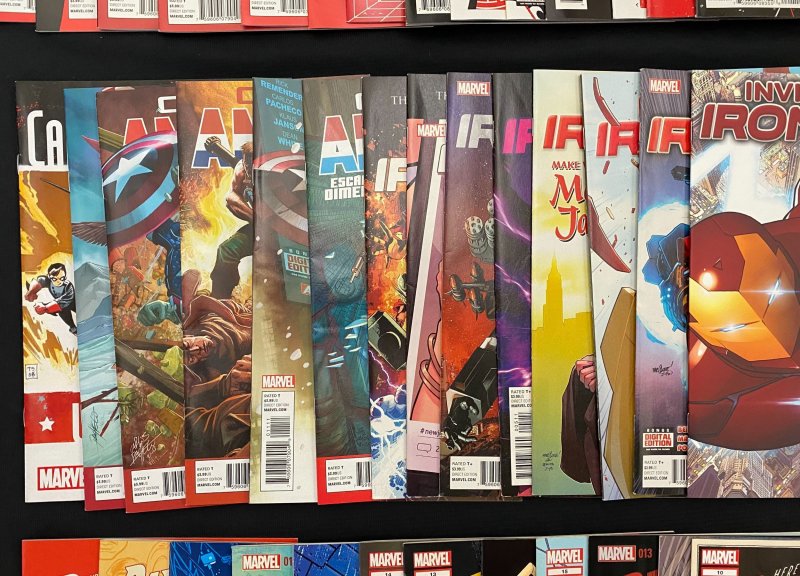 Iron Man, Scarlet Witch, Captain America, Daredevil - 40 book lot
