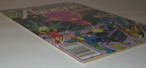 Avengers #219 1982 Marvel Comics VF/NM