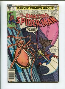 AMAZING SPIDERMAN #213 (8.0) ALL THEY WANT TO DO IS KILL YOU!!! 1981