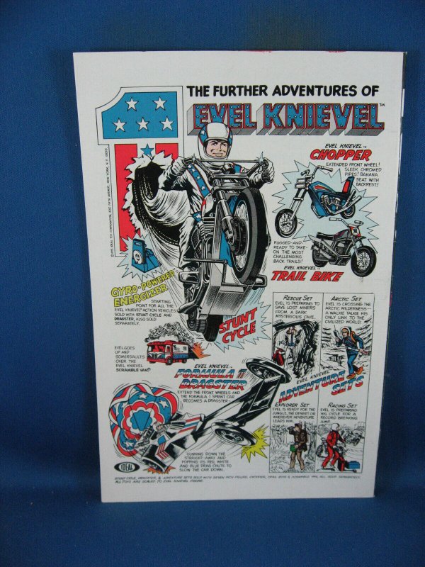 AVENGERS 144  F VF FIRST HELLCAT PATSY WALKER 1976 MARVEL