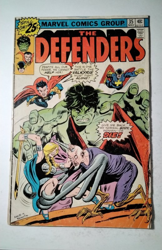 The Defenders #35 (1976) Marvel Comic Book J757