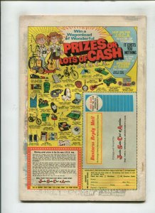 FANTASTIC FOUR KING-SIZE #10 (8.0) WEDDING COVER!! 1973