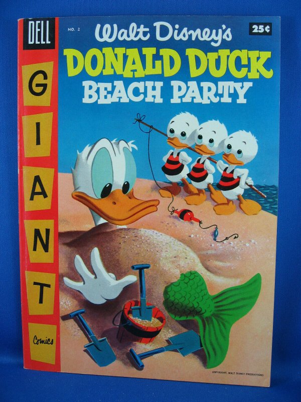 DELL GIANT DONALD DUCK BEACH PARTY 2 VF+ 1955 Squarebound Giant