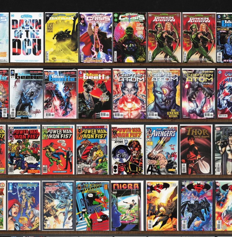 Huge Lot 150+ Comics with Blue Beetle, Captain Atom, Superman / Batman & More!