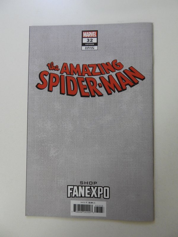 The Amazing Spider-Man #32 virgin variant NM condition