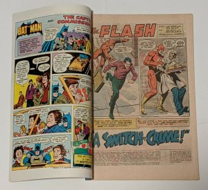 Flash #238 (Dec 1975, DC) VF- 7.5 Green Lantern backup story
