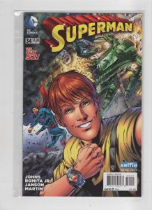Superman #34 Selfie Cover (2014)