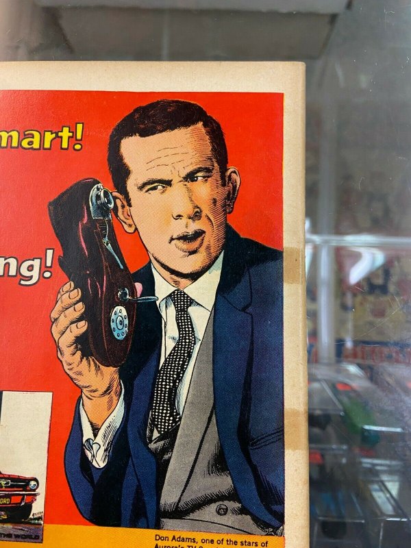 Justice League America 60 GD/VG- Detached centerfold