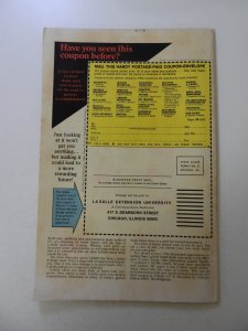 Captain Marvel #39 (1975) VF- condition