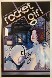 Rocket Girl #2 (9.0, 2013)