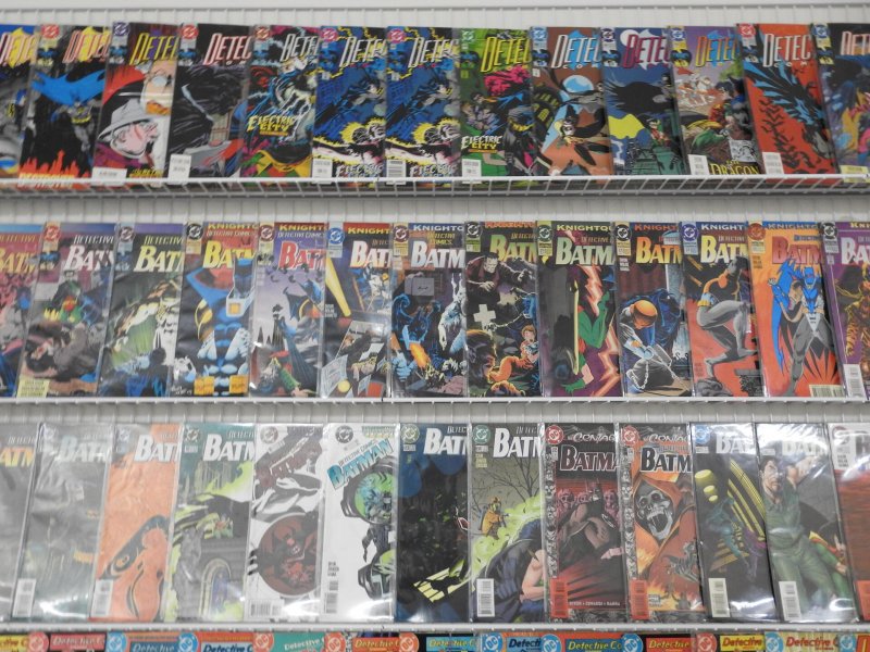 Huge Lot 190+ Comics W/ Detective Comics Starring Batman!! Avg VF Condition!!
