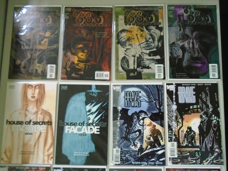 DC/Vertigo Mystery Lot 46 Different, Average 8./VF