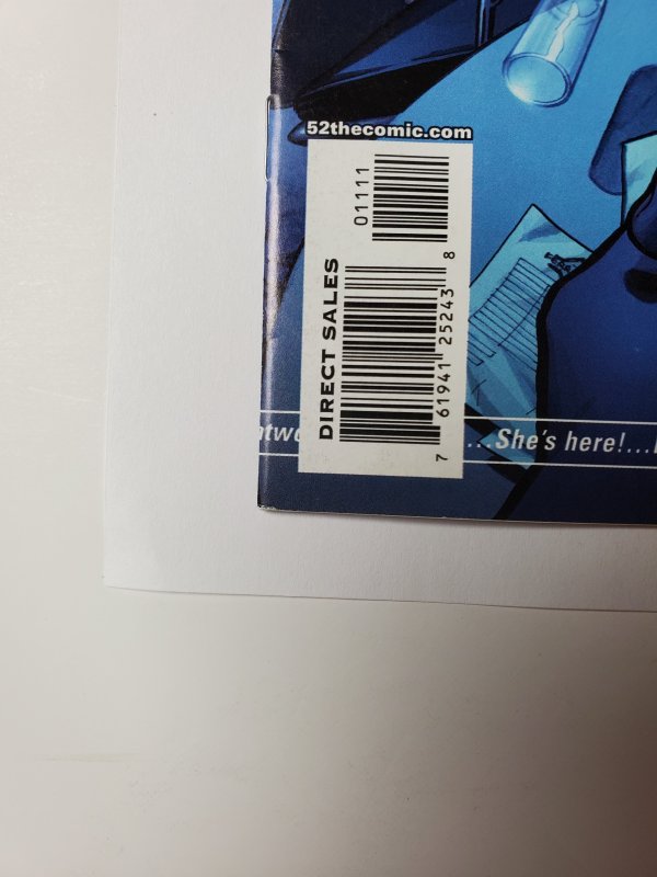 52 Week Eleven (2006) 1st Appearance of Batwoman