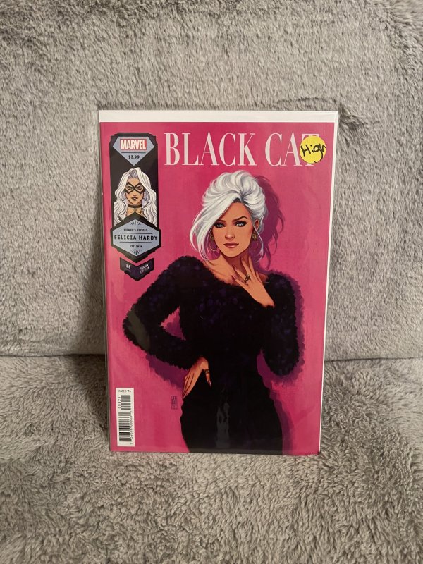 Black Cat 4 Women's History Variant