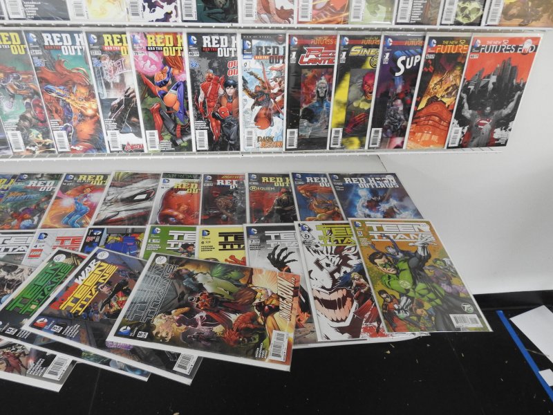 Huge Lot 160+ Comics W/ Wolverine, Birds of Prey, Teen Titans, +More Avg VF Cond