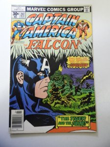 Captain America #207 (1977) FN Condition