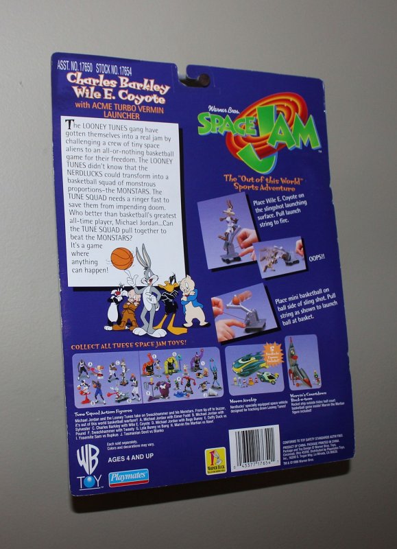 Michael Jordan Space Jam: Charles Barkley vs Wile E. Coyote Figure MOC  1996