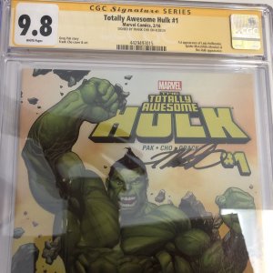 Totally Awesome Hulk (2016) # 1 (CGC SS 9.8) Signed Frank Cho * Marvel Comics