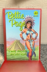Bettie Page and the Alien Agenda #4 (2022)
