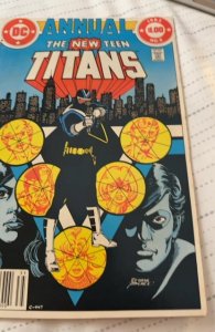 THE NEW TEEN TITANS ANNUAL #2 First App of Vigilante DC Comics 1983