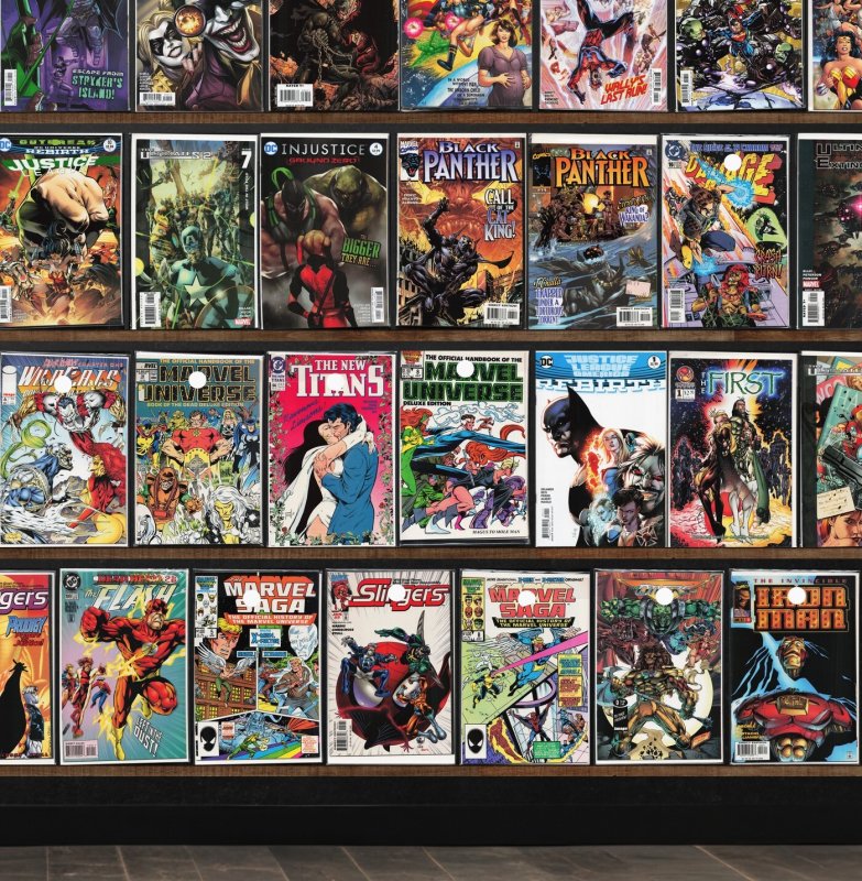 Huge Lot 140+ Comics with Black Panther, Slingers, Justice League & More!