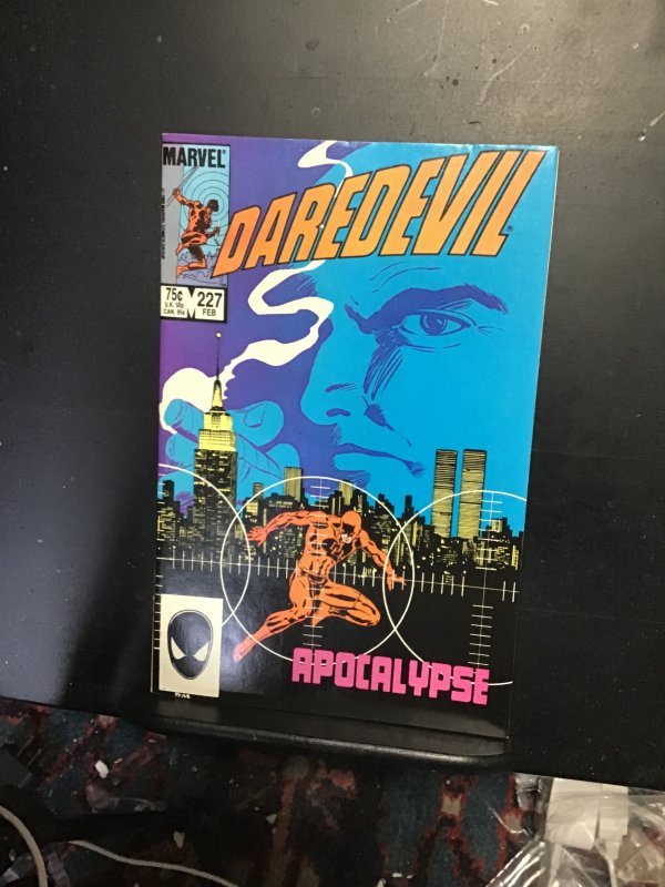 z Daredevil #227 (1986) King pin cover! High grade! Frank Miller art! NM Wow!