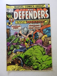 The Defenders #19 (1975) VF- condition MVS intact