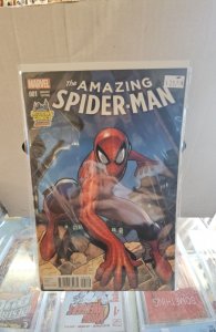 The Amazing Spider-man #1 Midtown Comics Variant