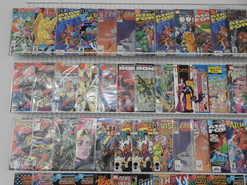 Huge Lot of 160+ Comics W/ Batman, Swamp-Thing, Crisis+ Avg VF- Condition!!