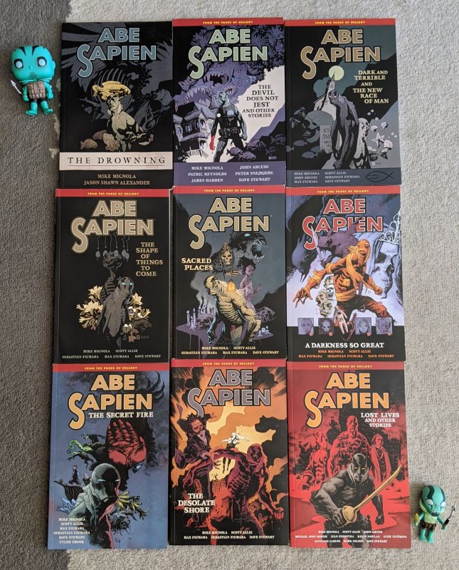 Hellboy/BPRD/Abe Sapien TPB Lot