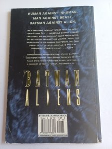 Batman Versus Aliens TPB - Bernie Wrightson - 1997 - VG
