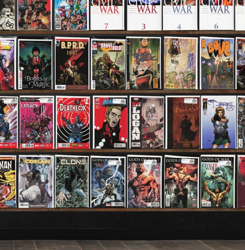 Huge Lot 150+ Comics with Batman, Blood Syndicate, The Darkness & More!